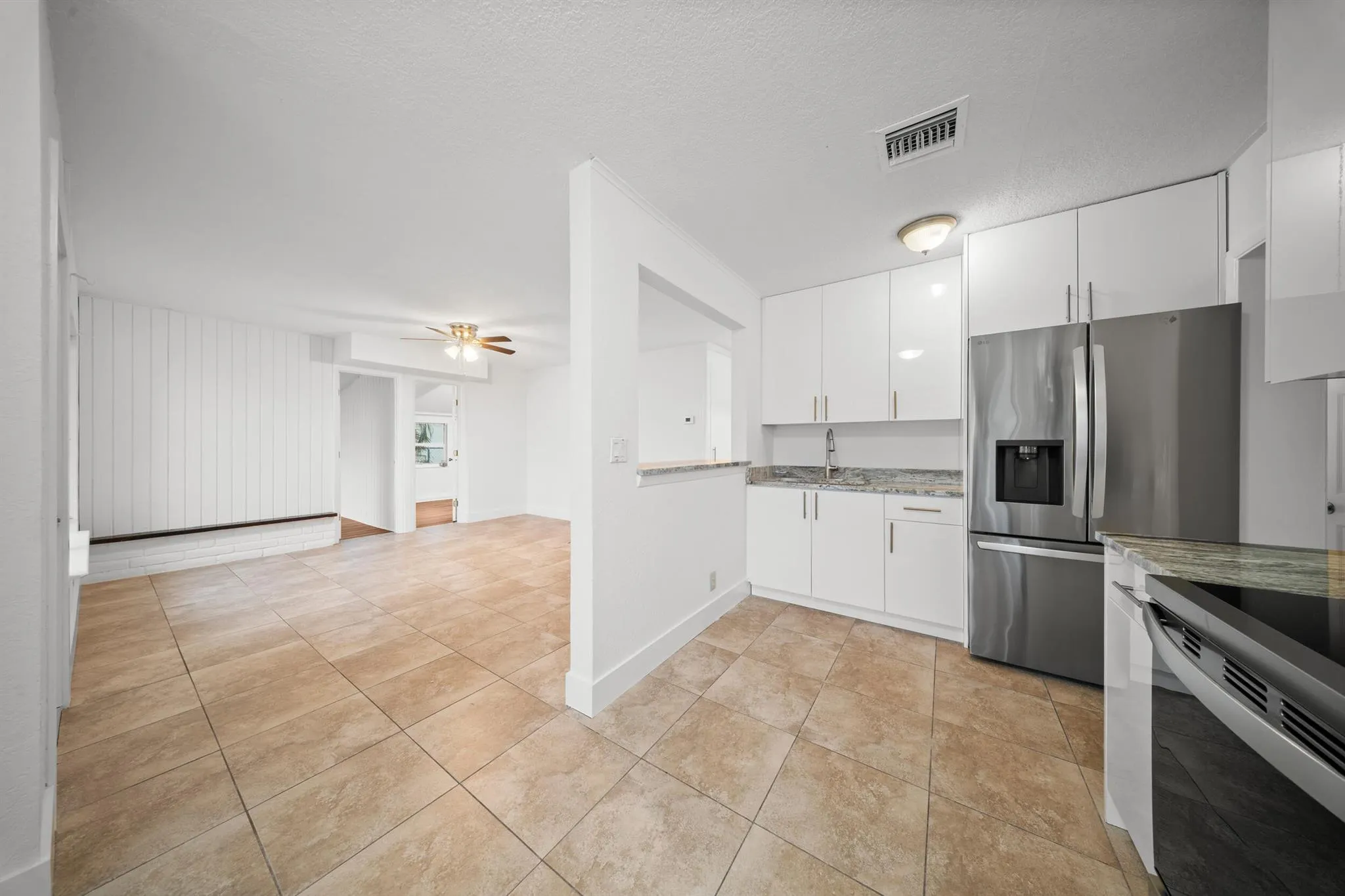 2904 SE Bamboo Street