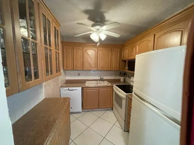 350 Horizons E, #206