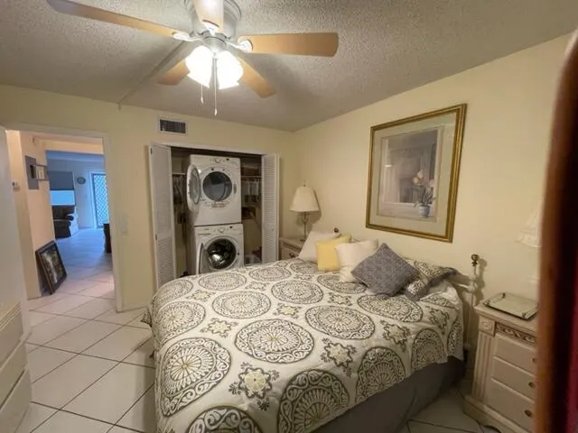 350 Horizons E, #206