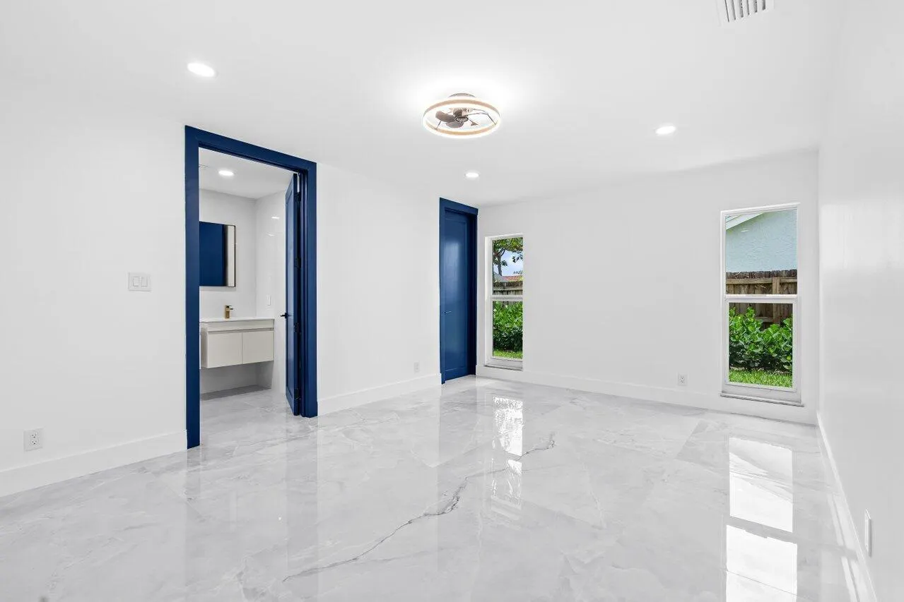 2399 NW 30th Street