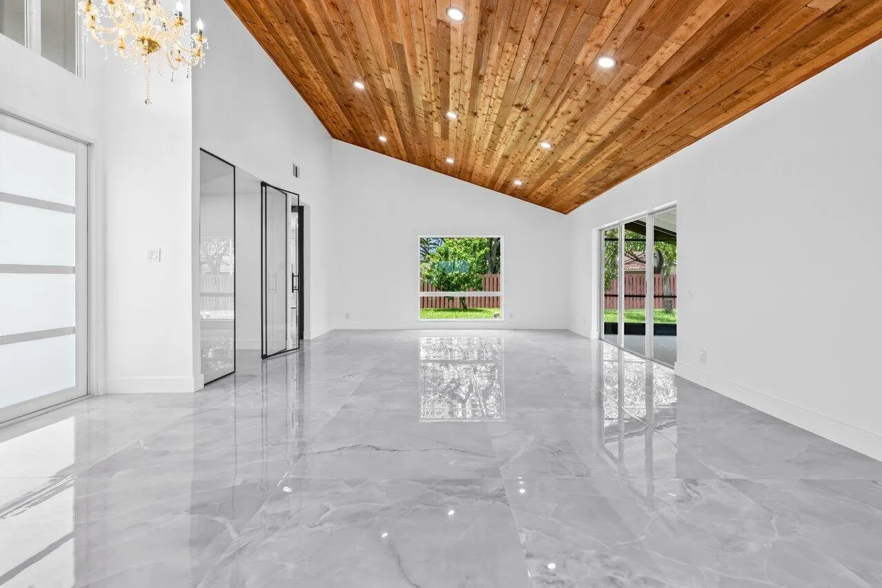 2399 NW 30th Street