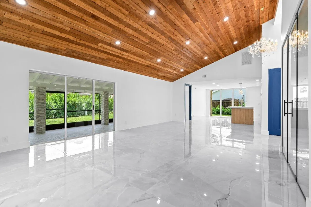 2399 NW 30th Street
