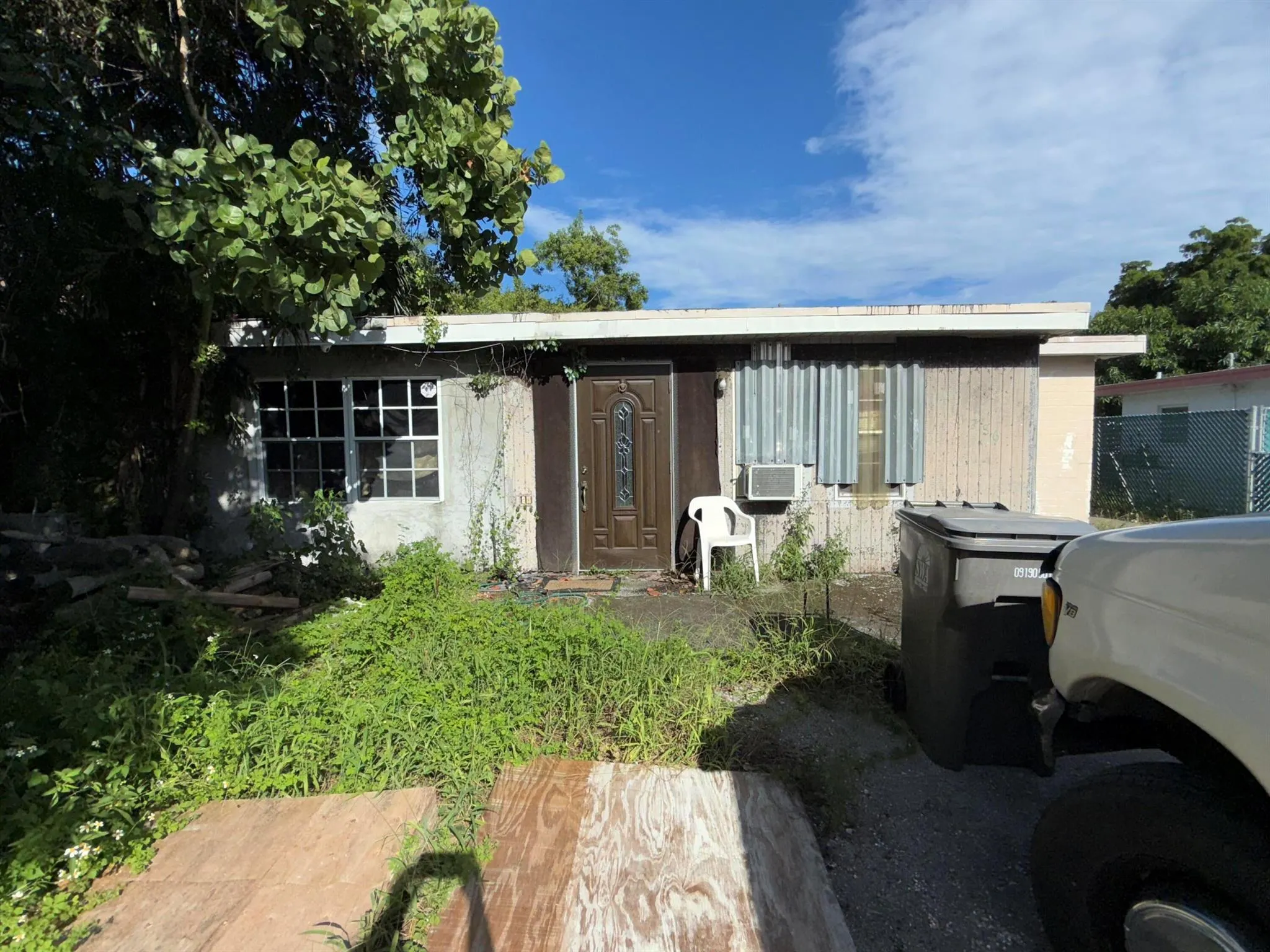 1286 Rainbow Avenue