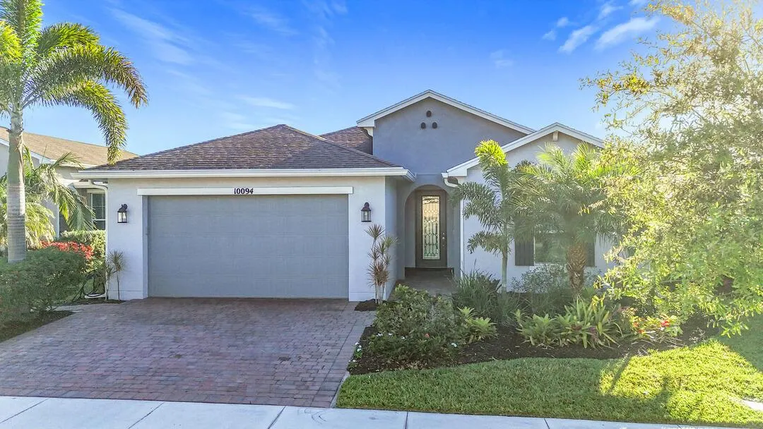 10094 SW Indian Lilac Trail