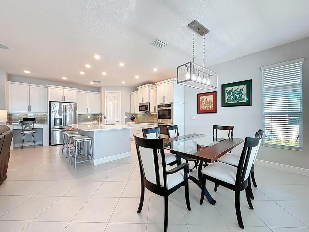 10094 SW Indian Lilac Trail