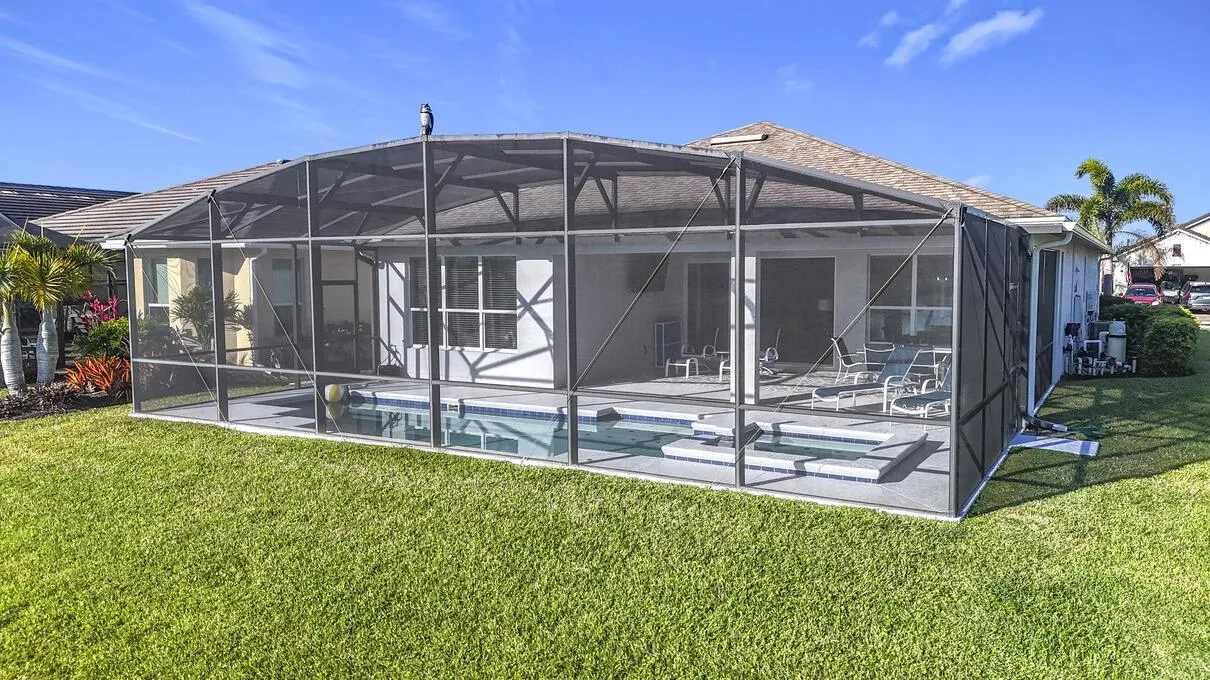 10094 SW Indian Lilac Trail