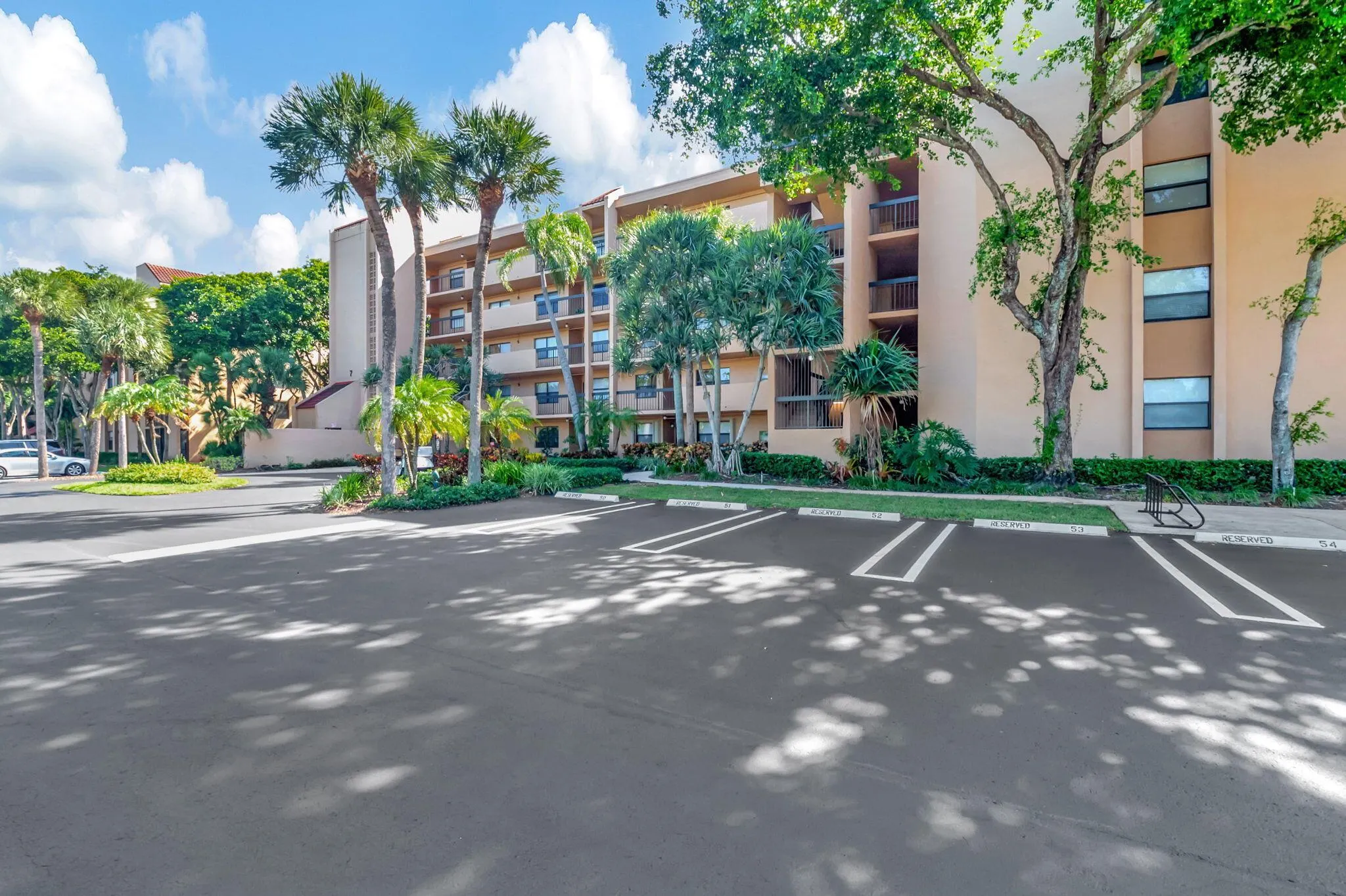 600 Egret Circle, #7501