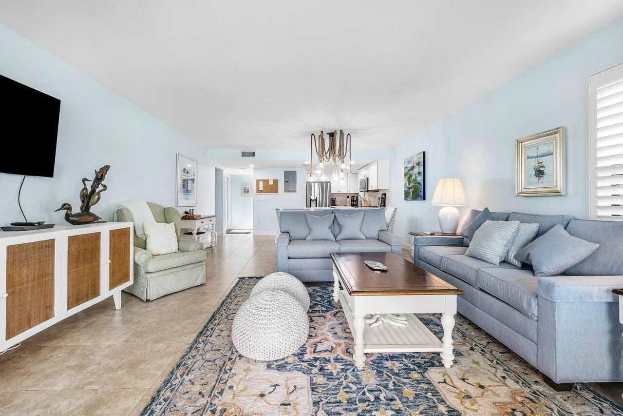 4107 Kittiwake Court, #Kittiwake