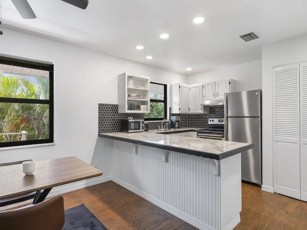 2504 Atlantic Avenue, #2b
