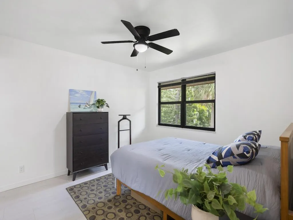 2504 Atlantic Avenue, #2b