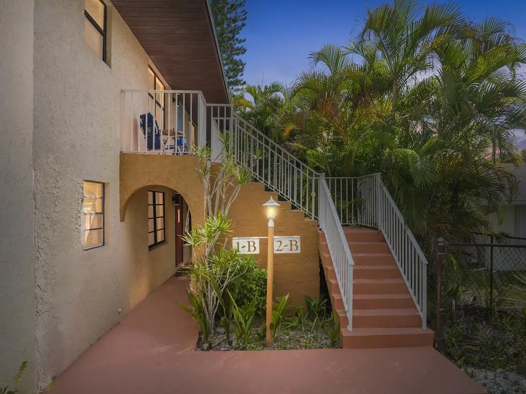 2504 Atlantic Avenue, #2b
