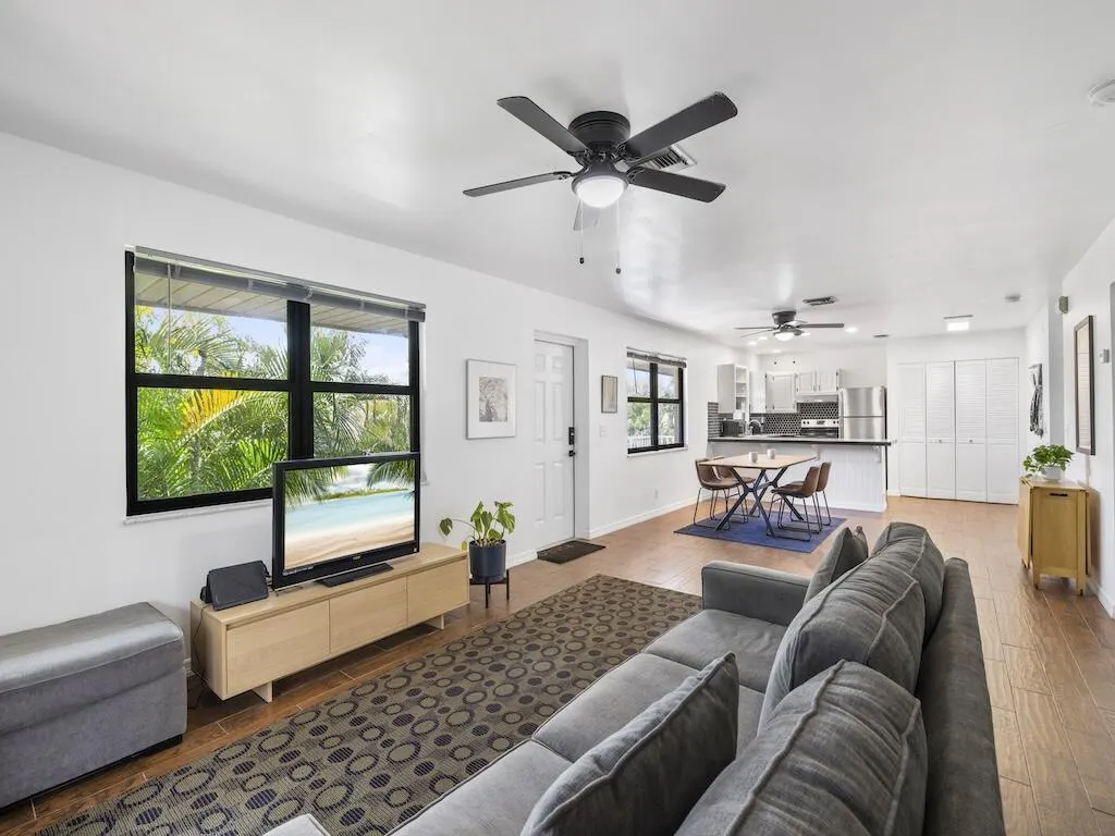 2504 Atlantic Avenue, #2b