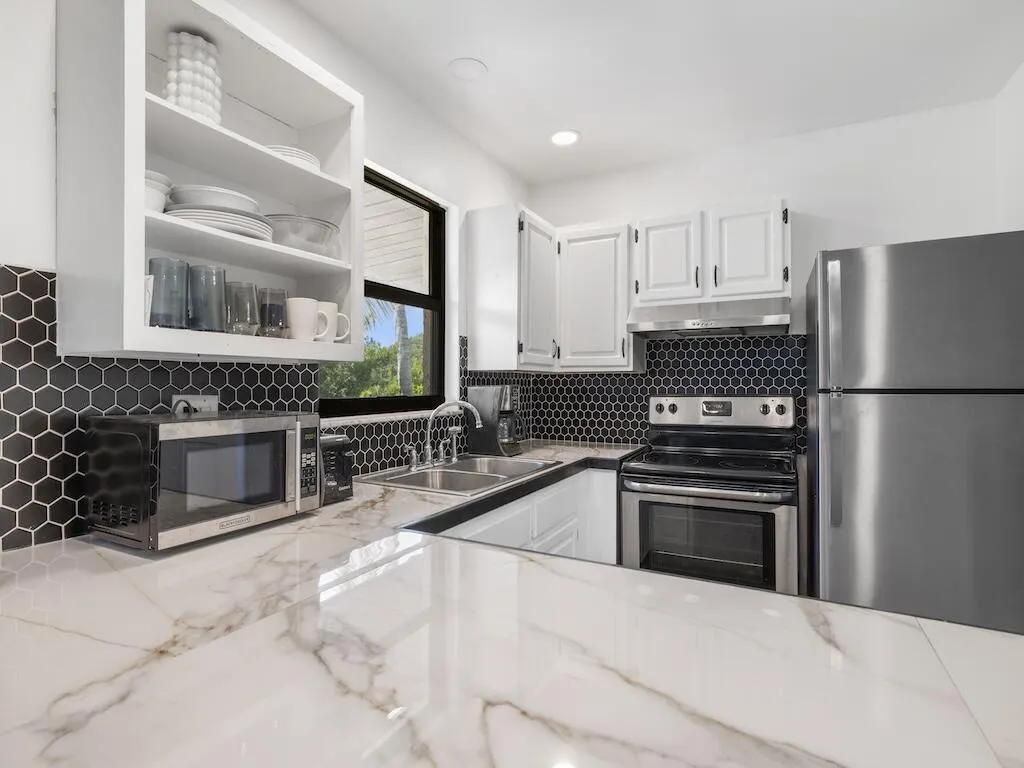 2504 Atlantic Avenue, #2b