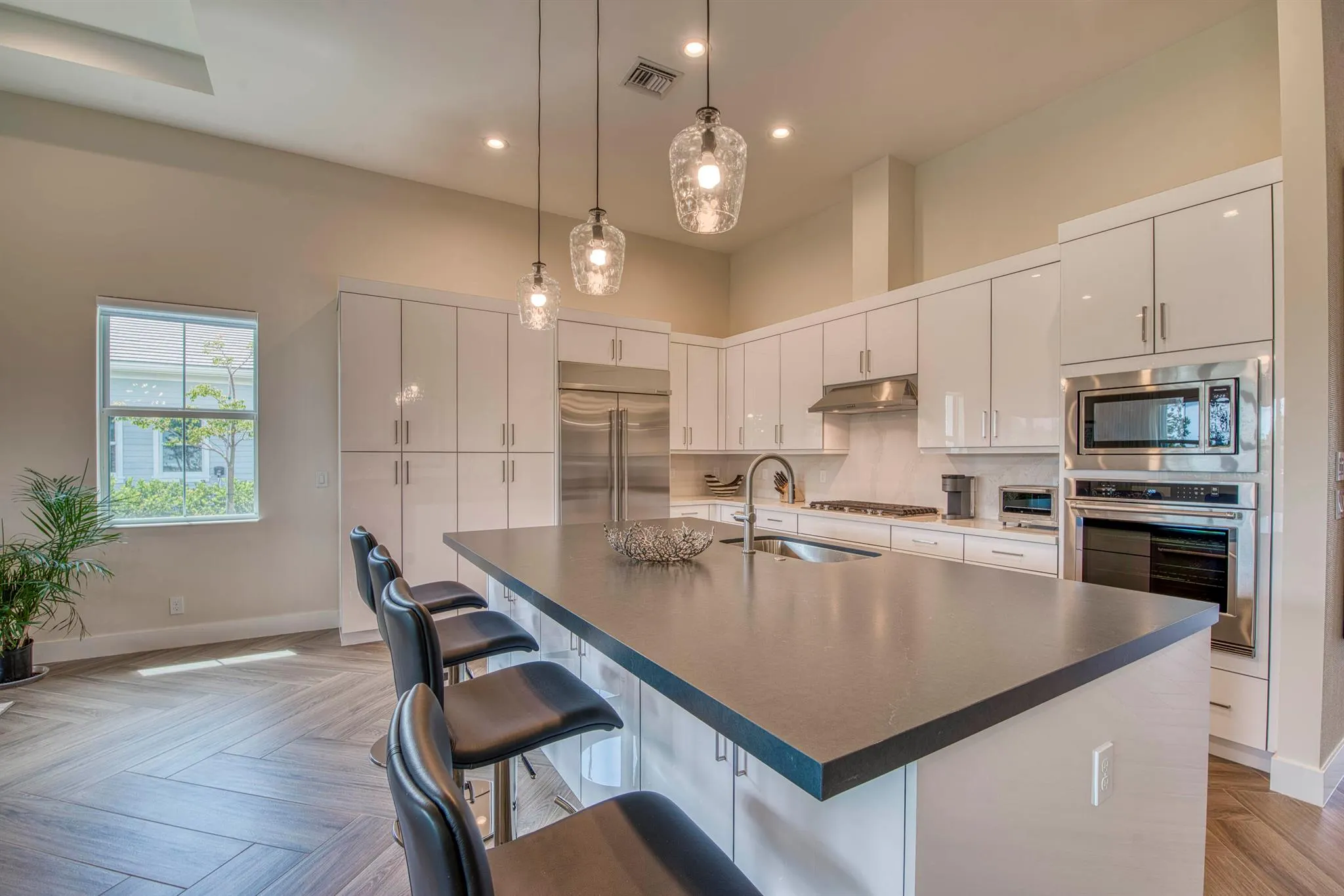 10016 Timber Creek Way