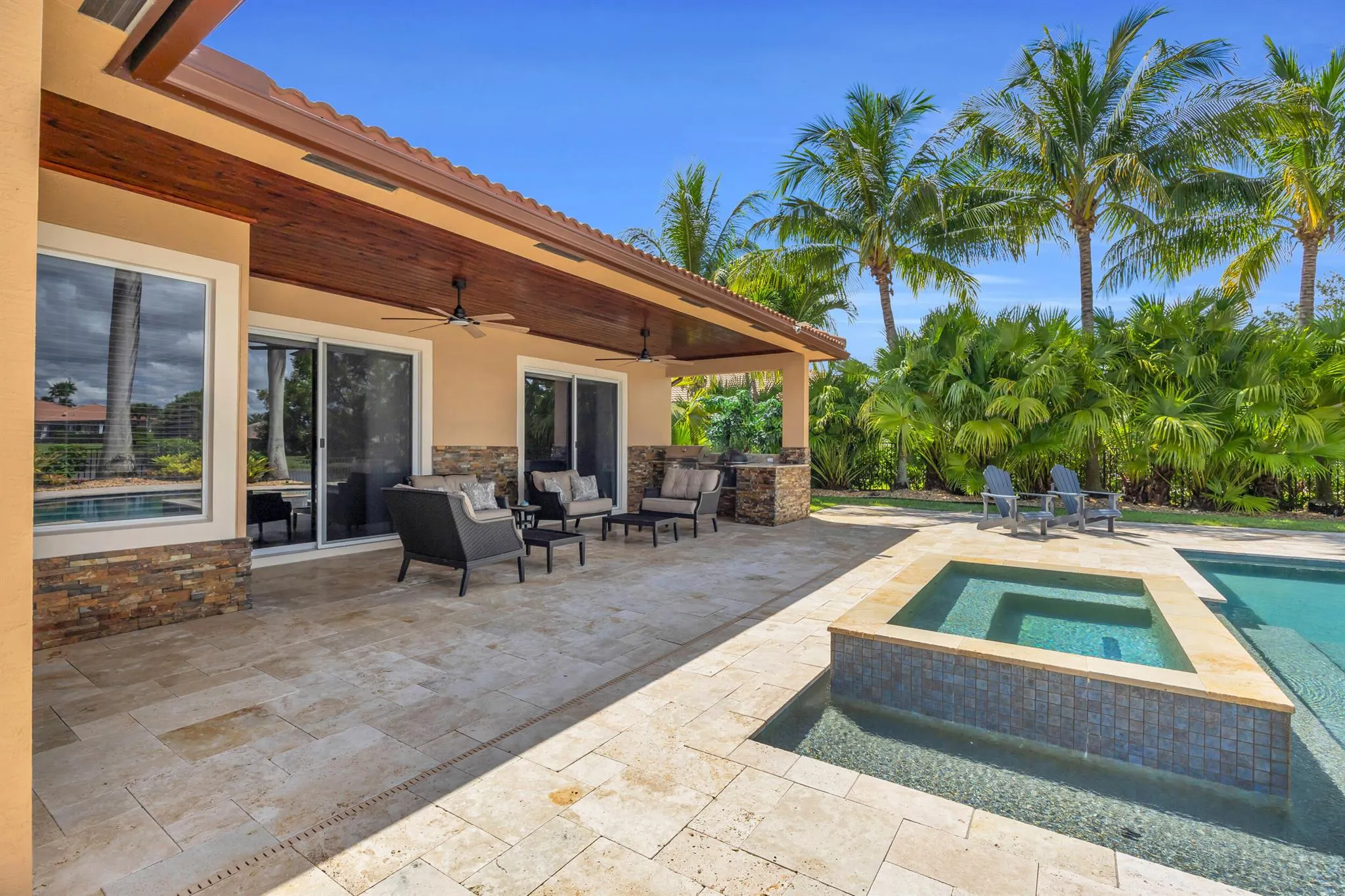 324 Rudder Cay Way