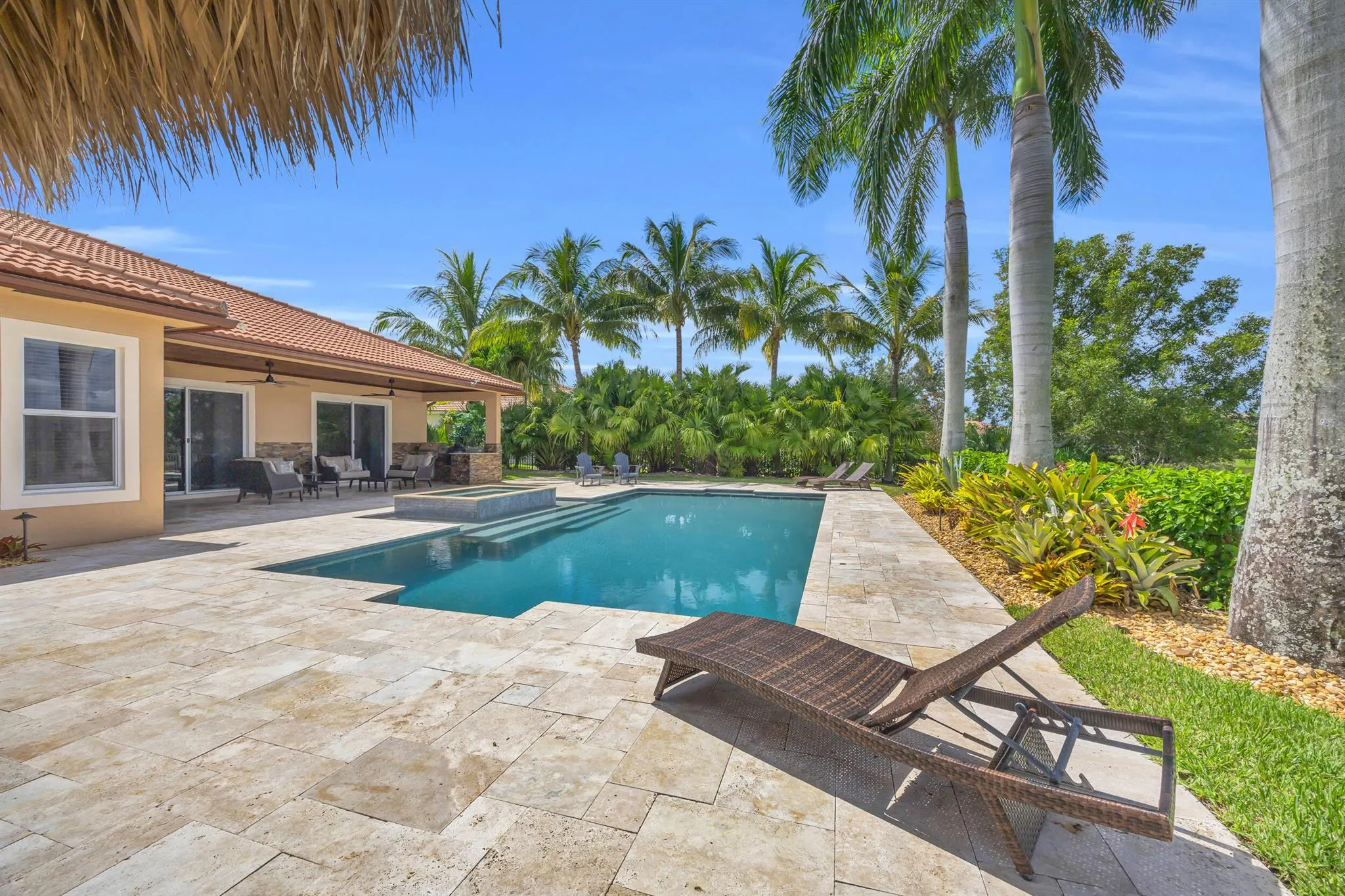 324 Rudder Cay Way