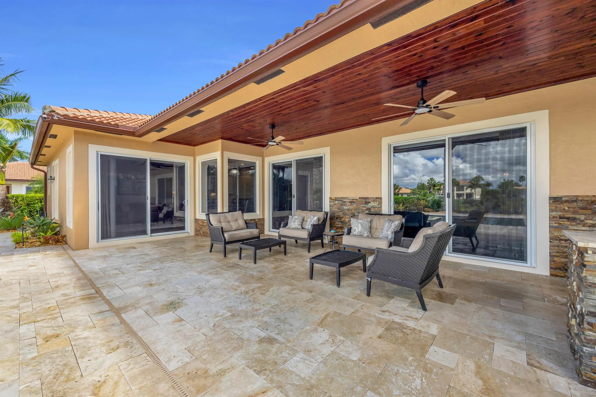 324 Rudder Cay Way