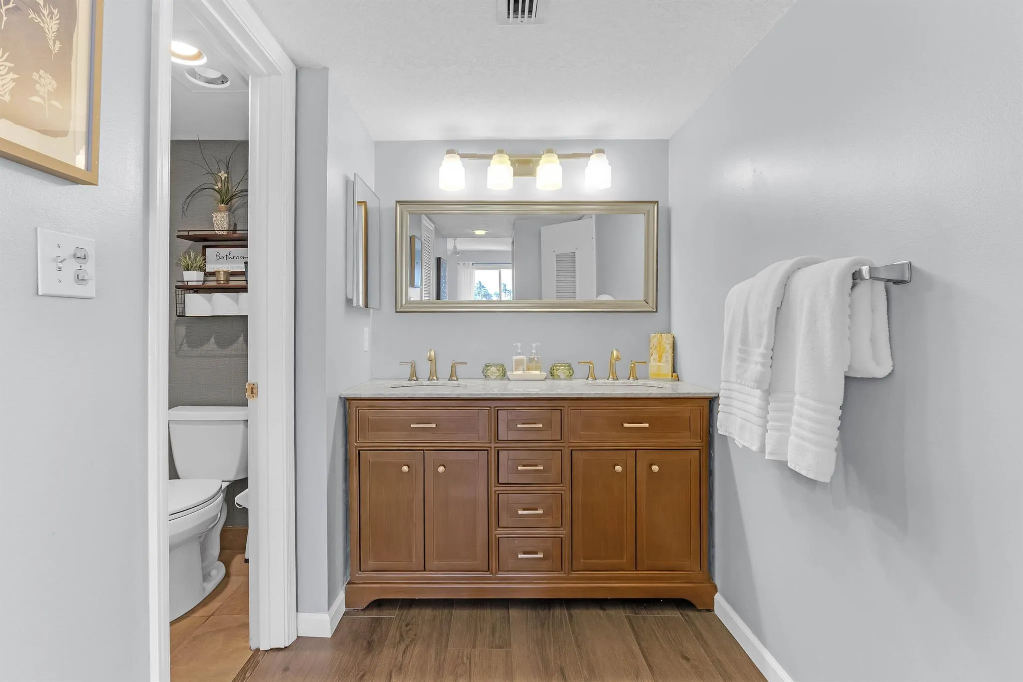 2400 S Ocean Drive, #7136