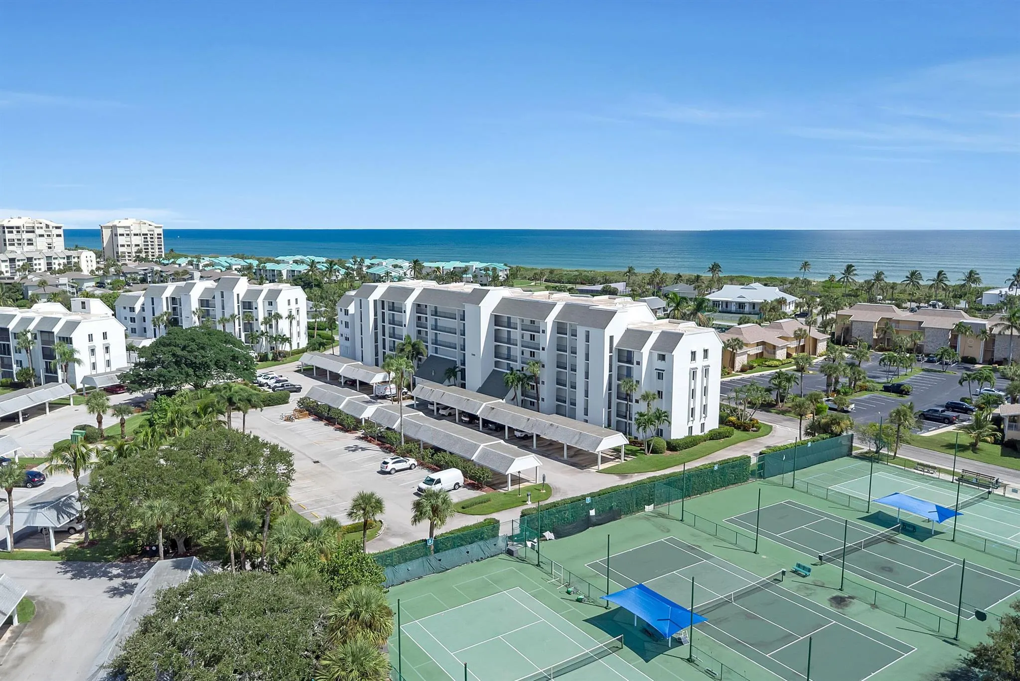 2400 S Ocean Drive, #7136