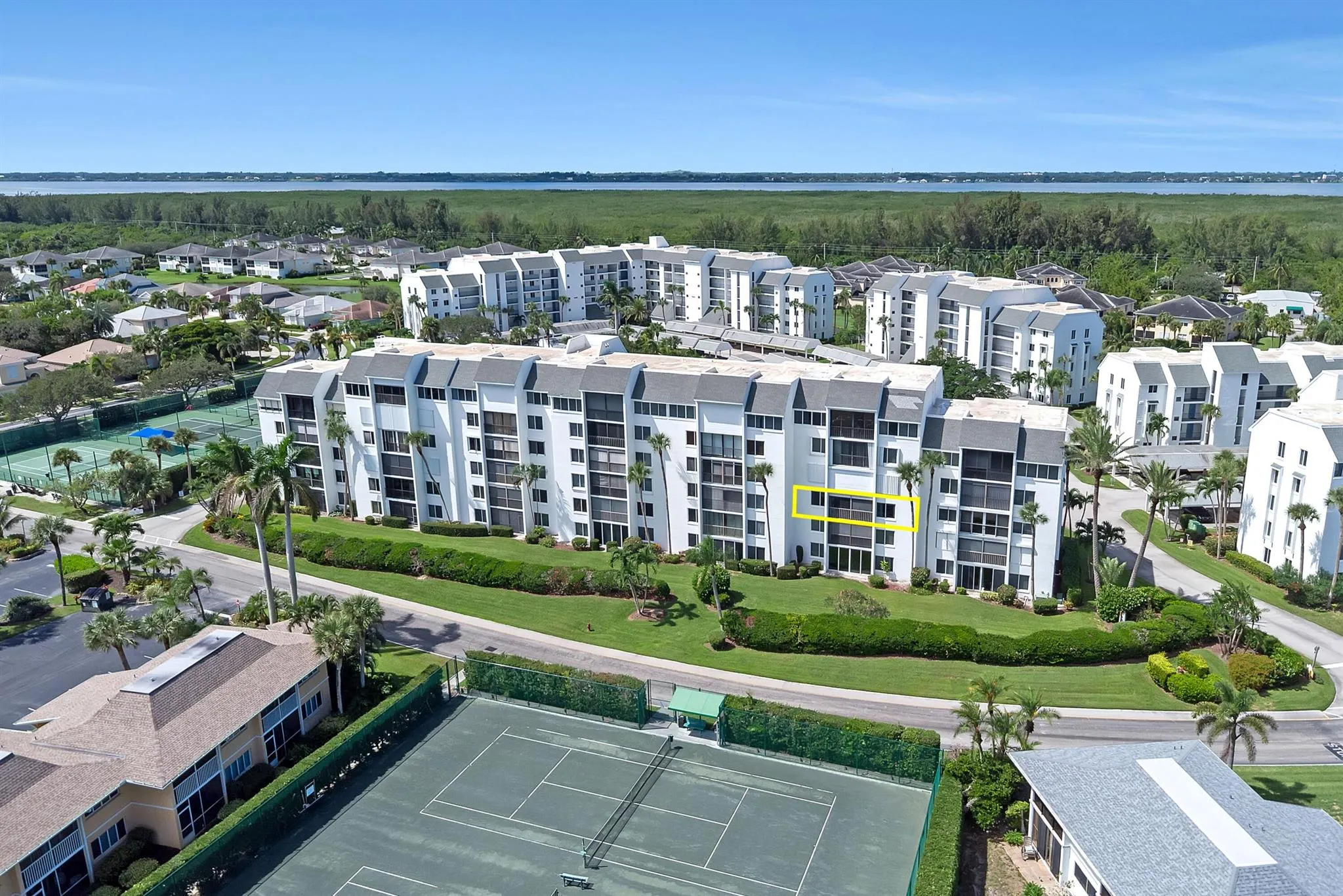2400 S Ocean Drive, #7136
