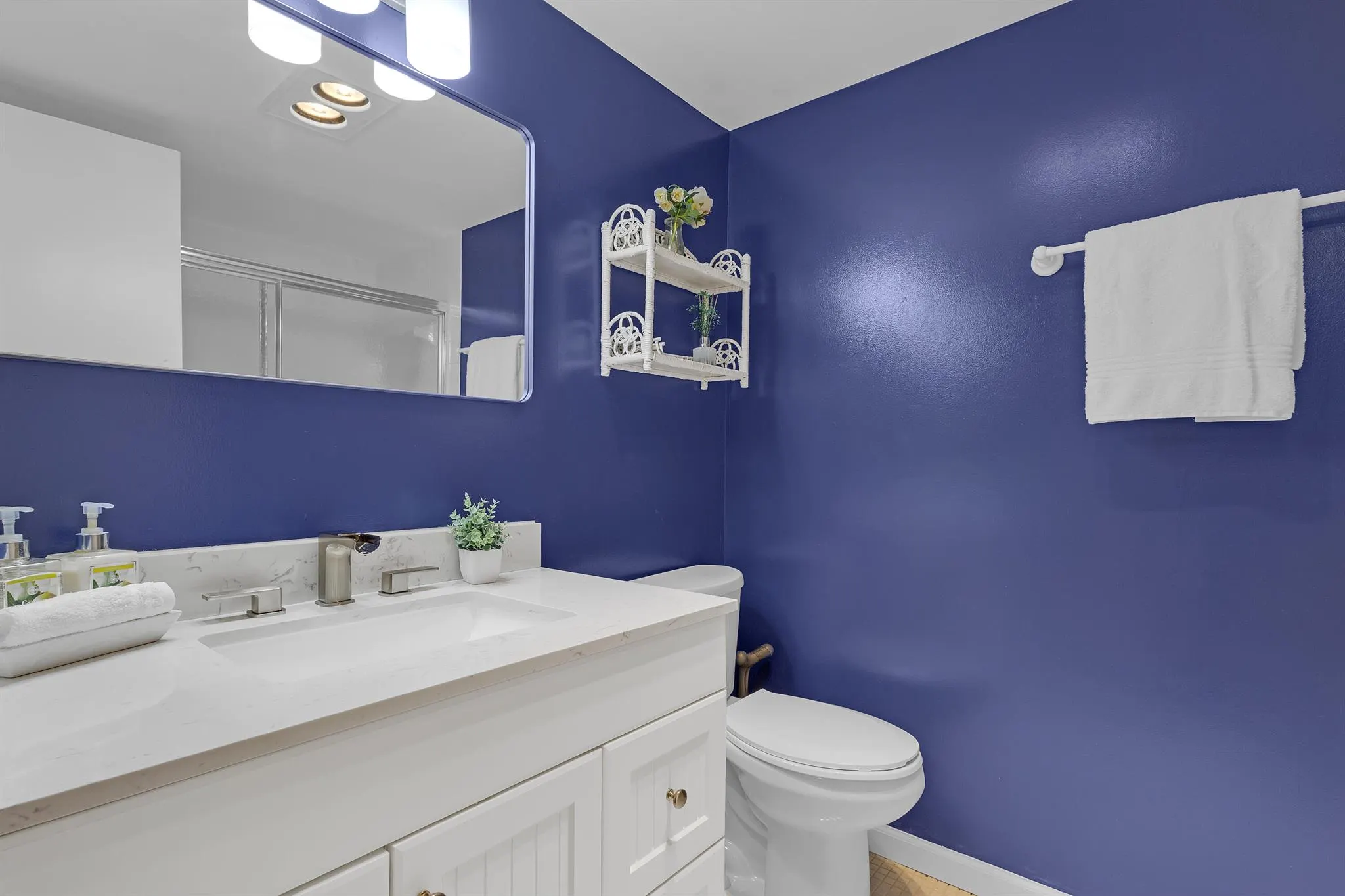 2400 S Ocean Drive, #7136