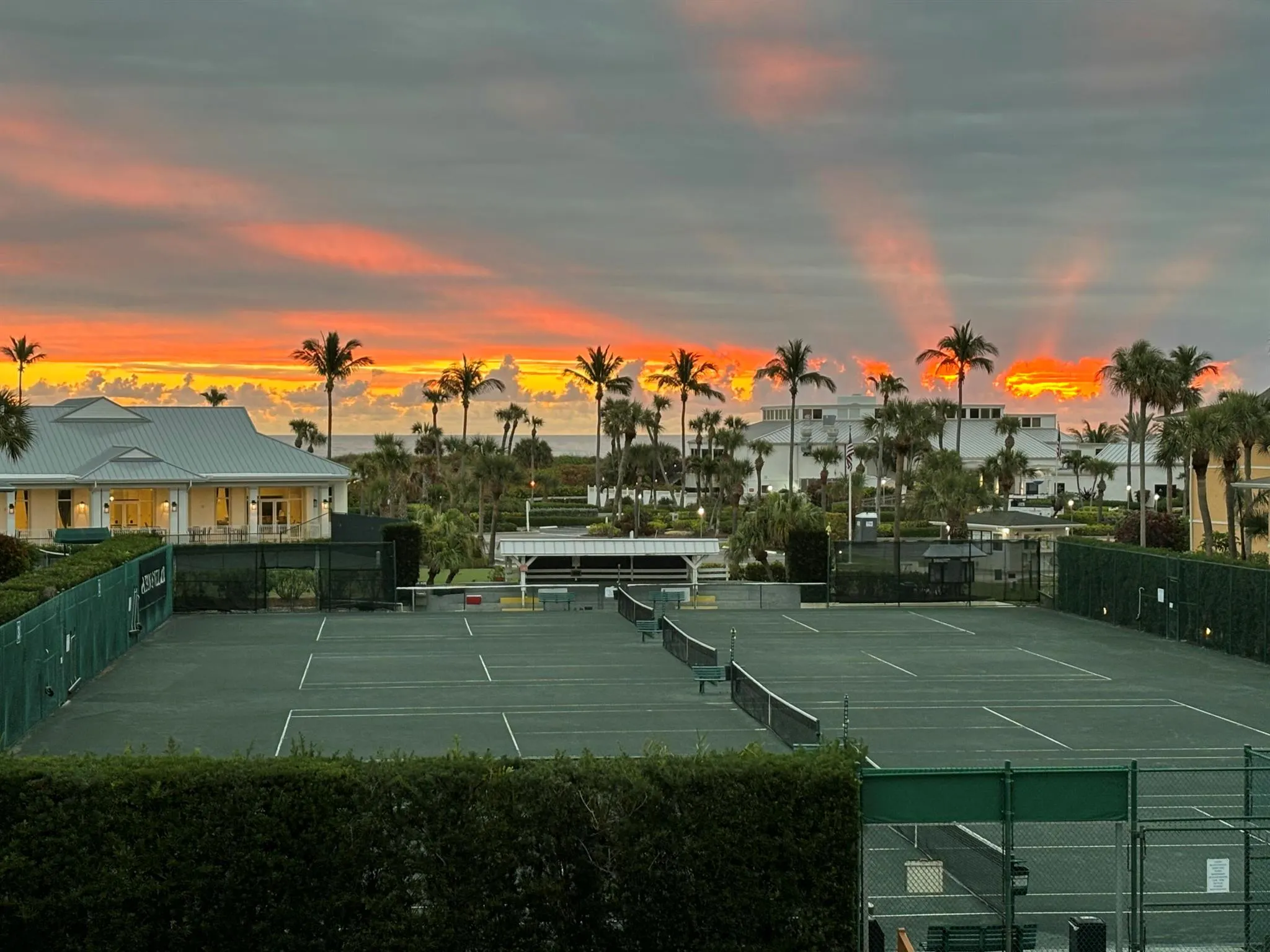 2400 S Ocean Drive, #7136