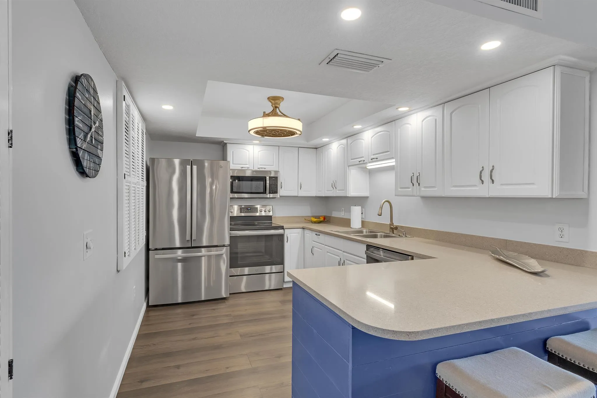 2400 S Ocean Drive, #7136