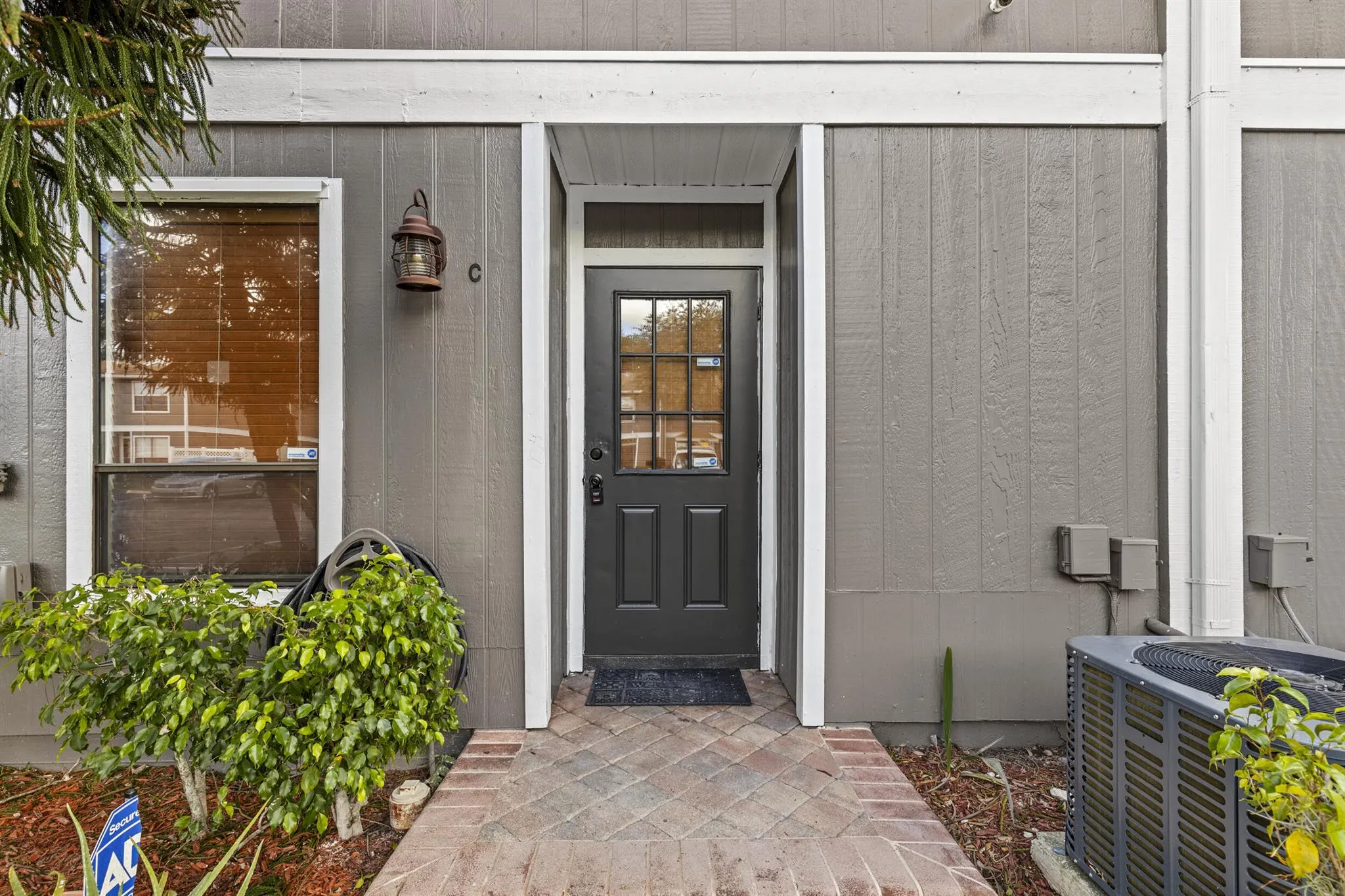 814 Hill Drive, #C