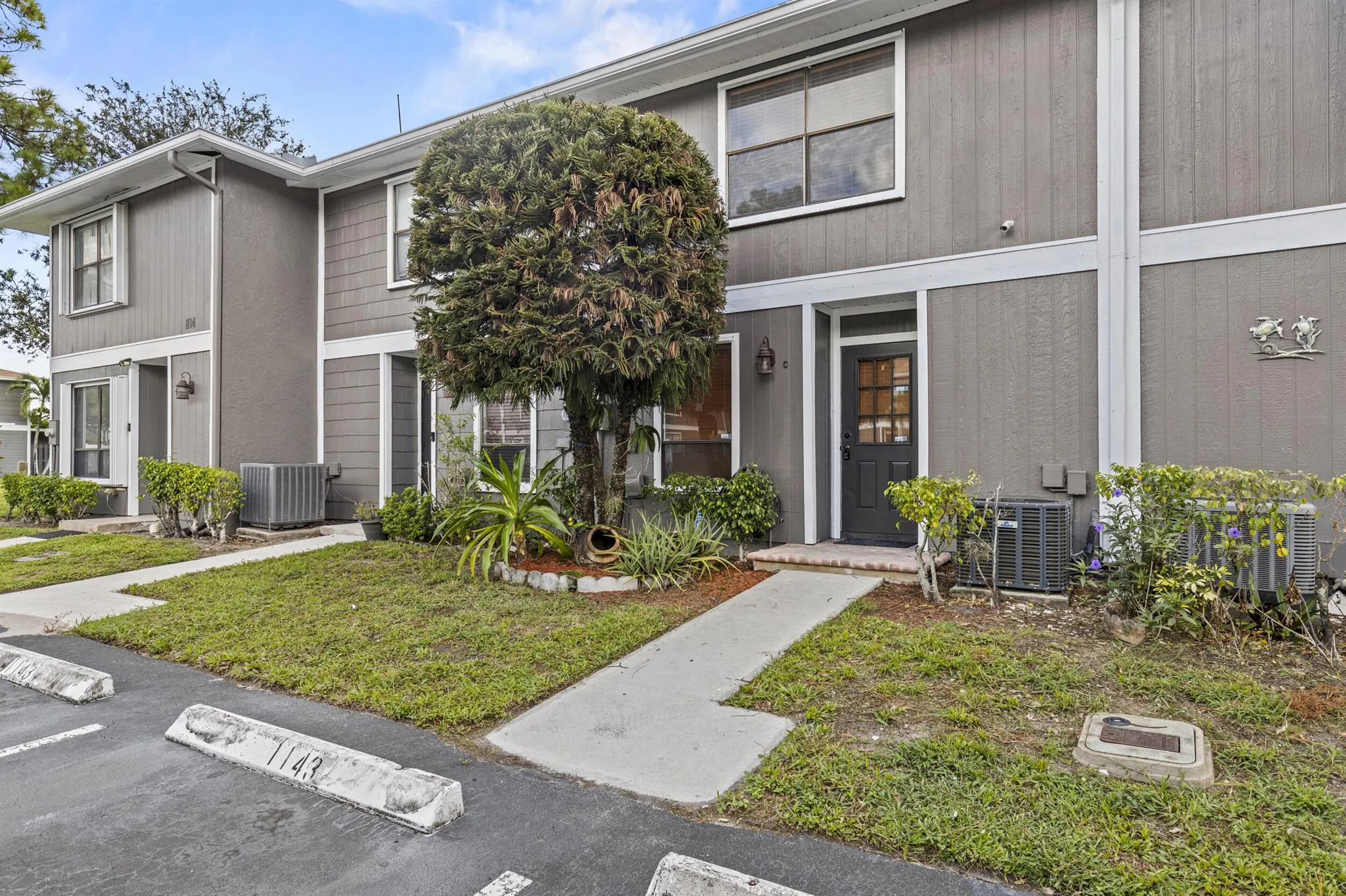 814 Hill Drive, #C