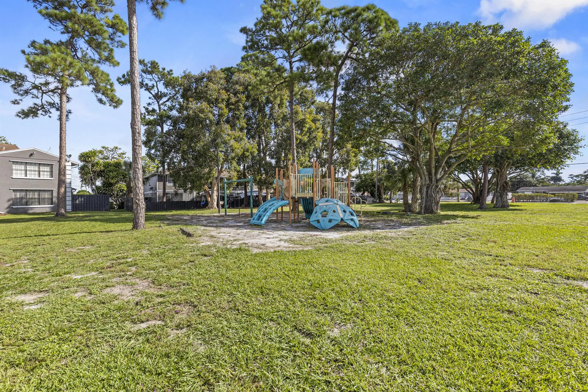 814 Hill Drive, #C