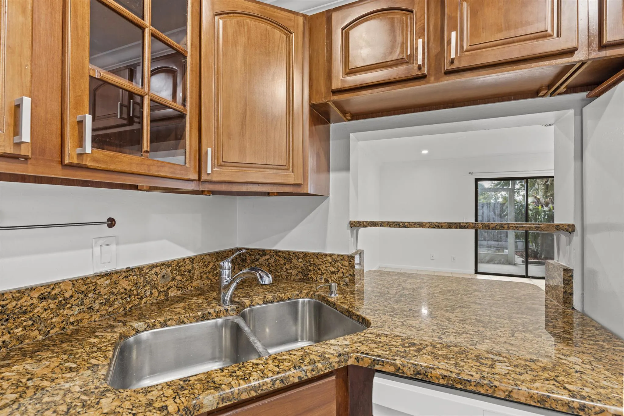 814 Hill Drive, #C
