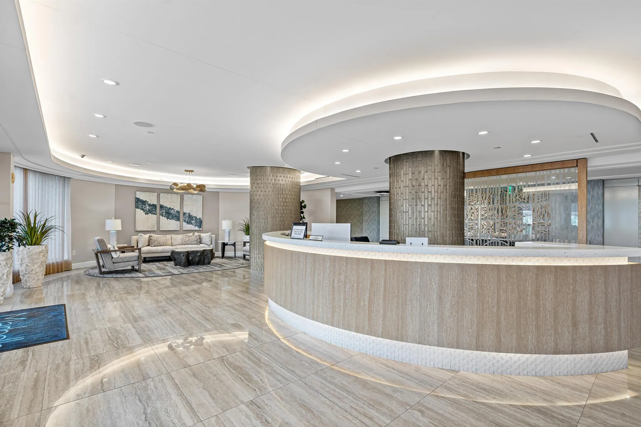 250 S Ocean Boulevard, #11c