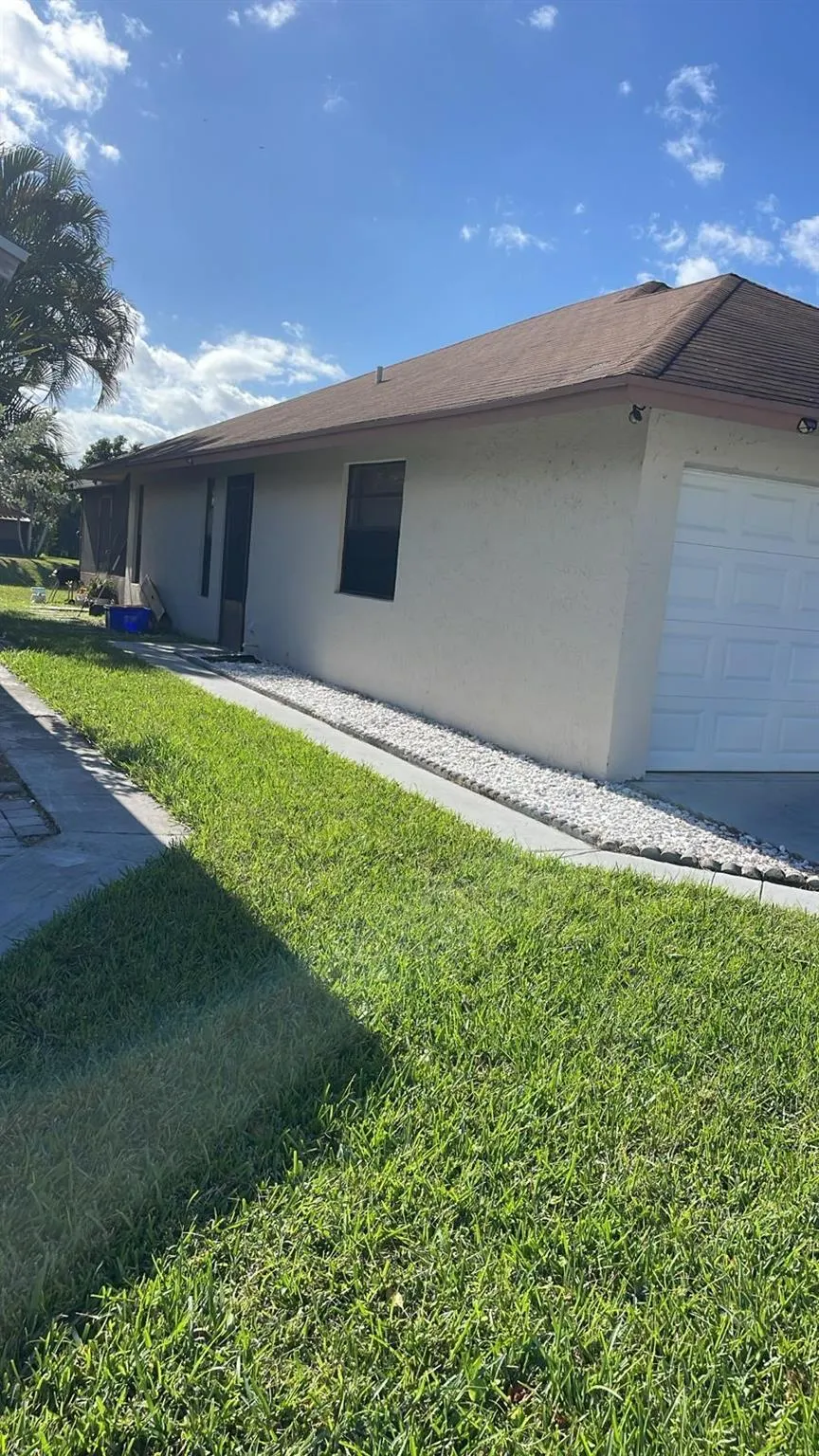 1380 Longarzo Place