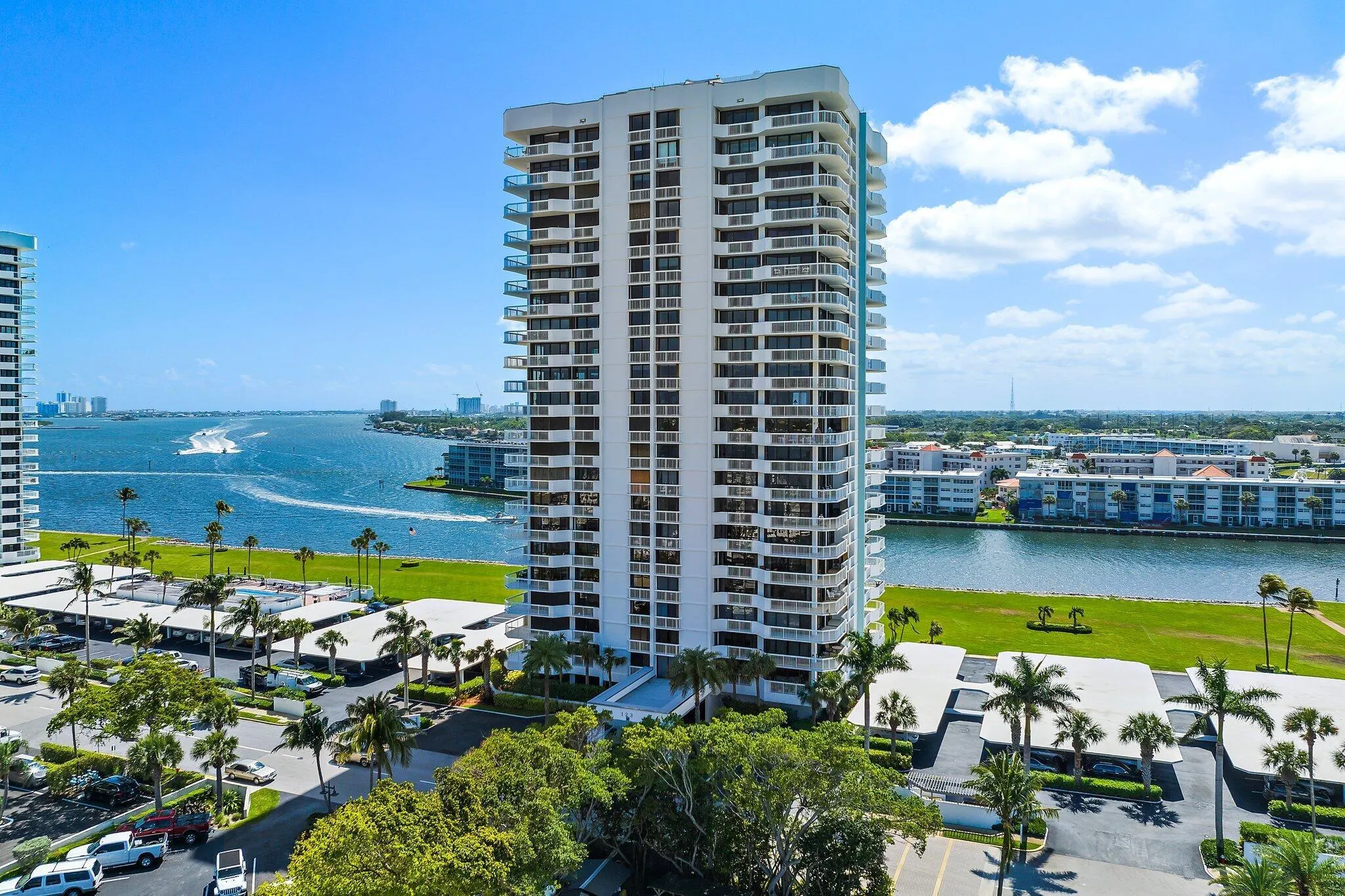 123 Lakeshore Drive, #143