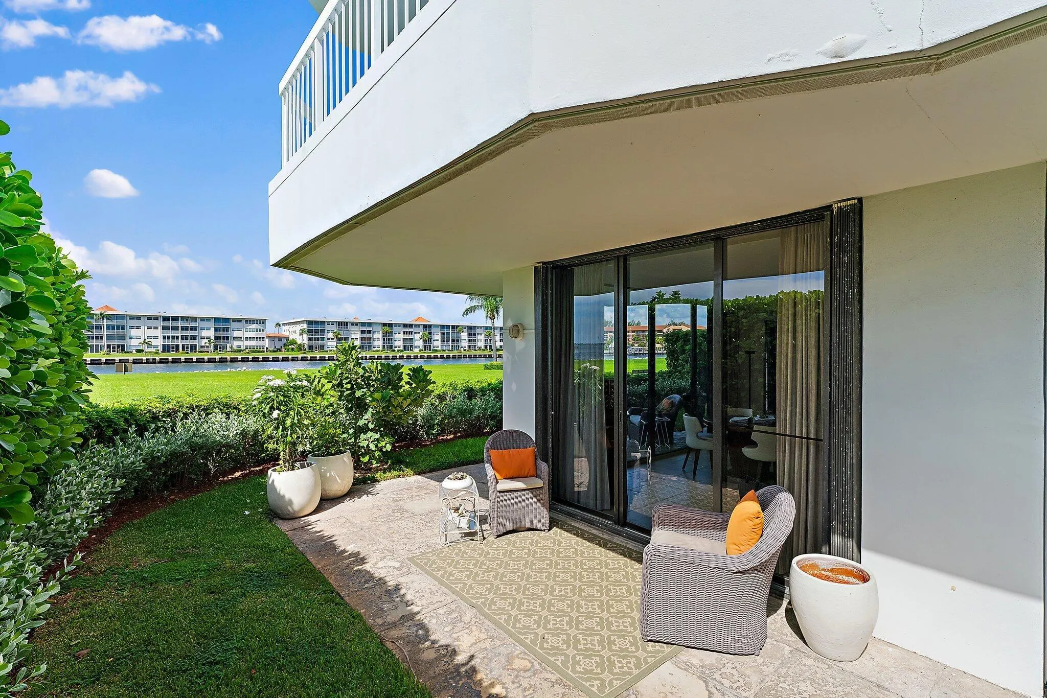 123 Lakeshore Drive, #143