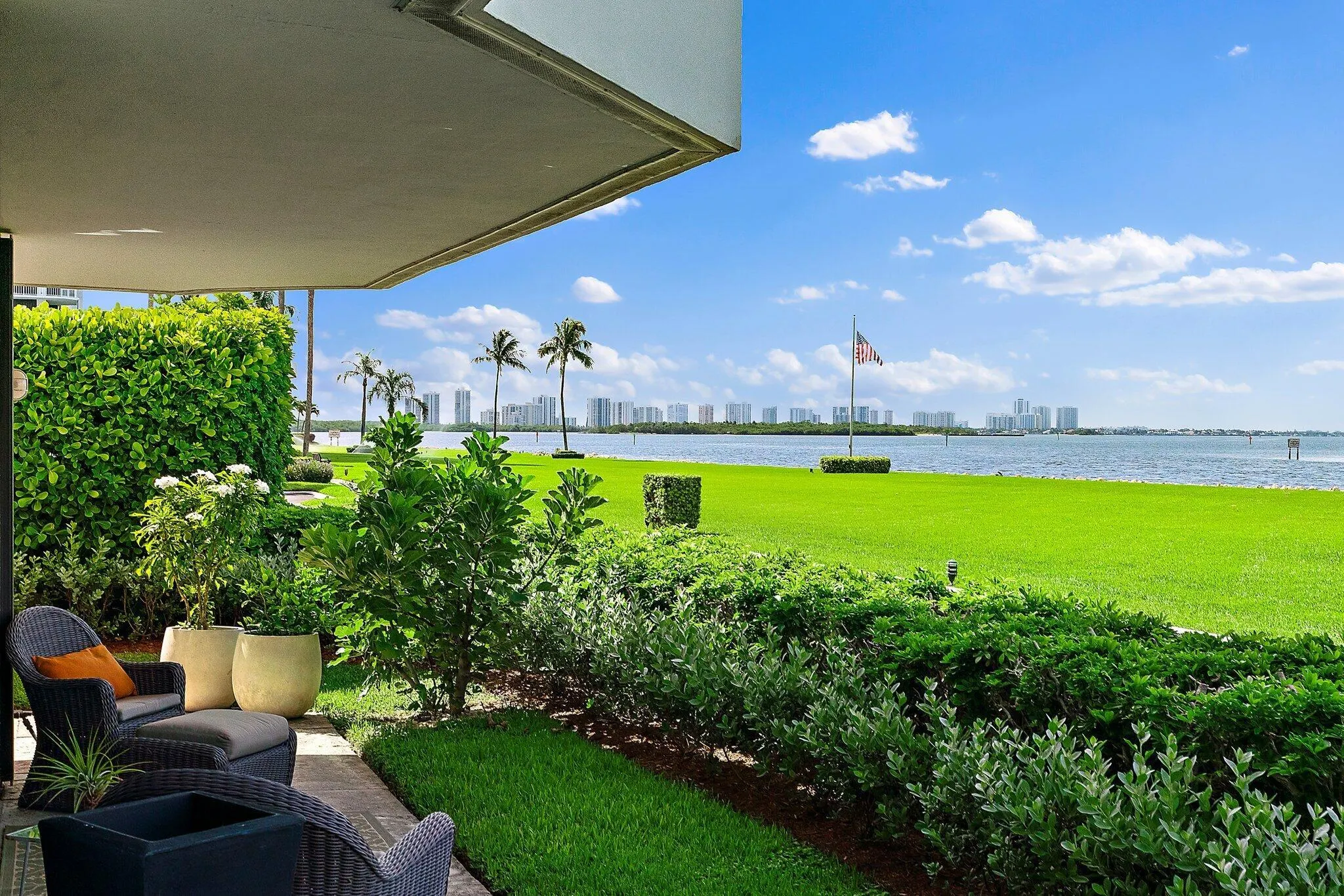 123 Lakeshore Drive, #143