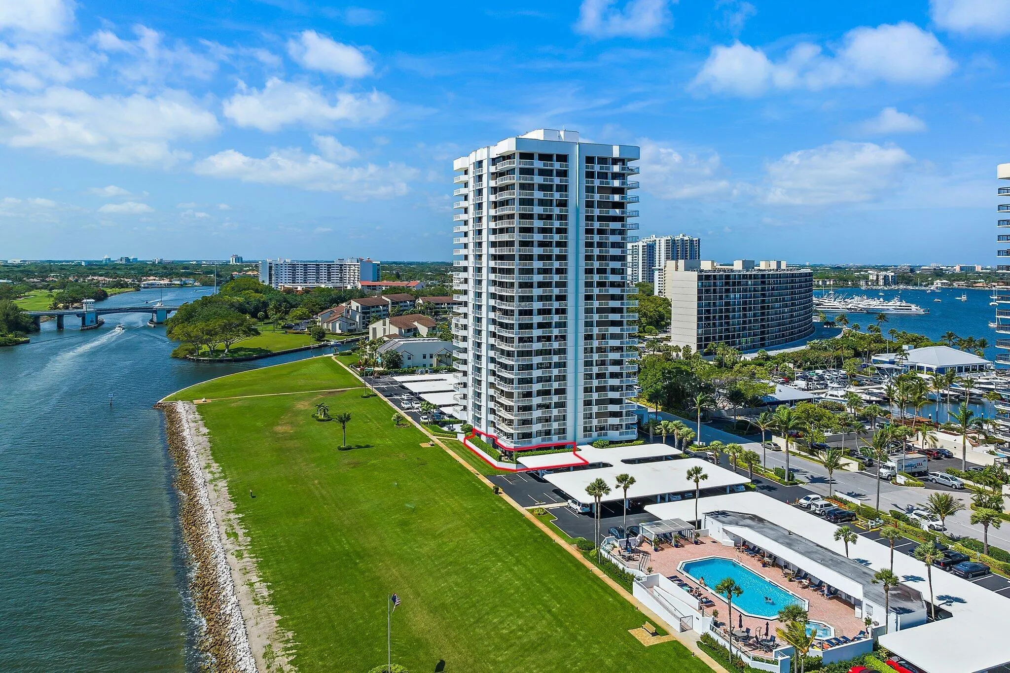 123 Lakeshore Drive, #143