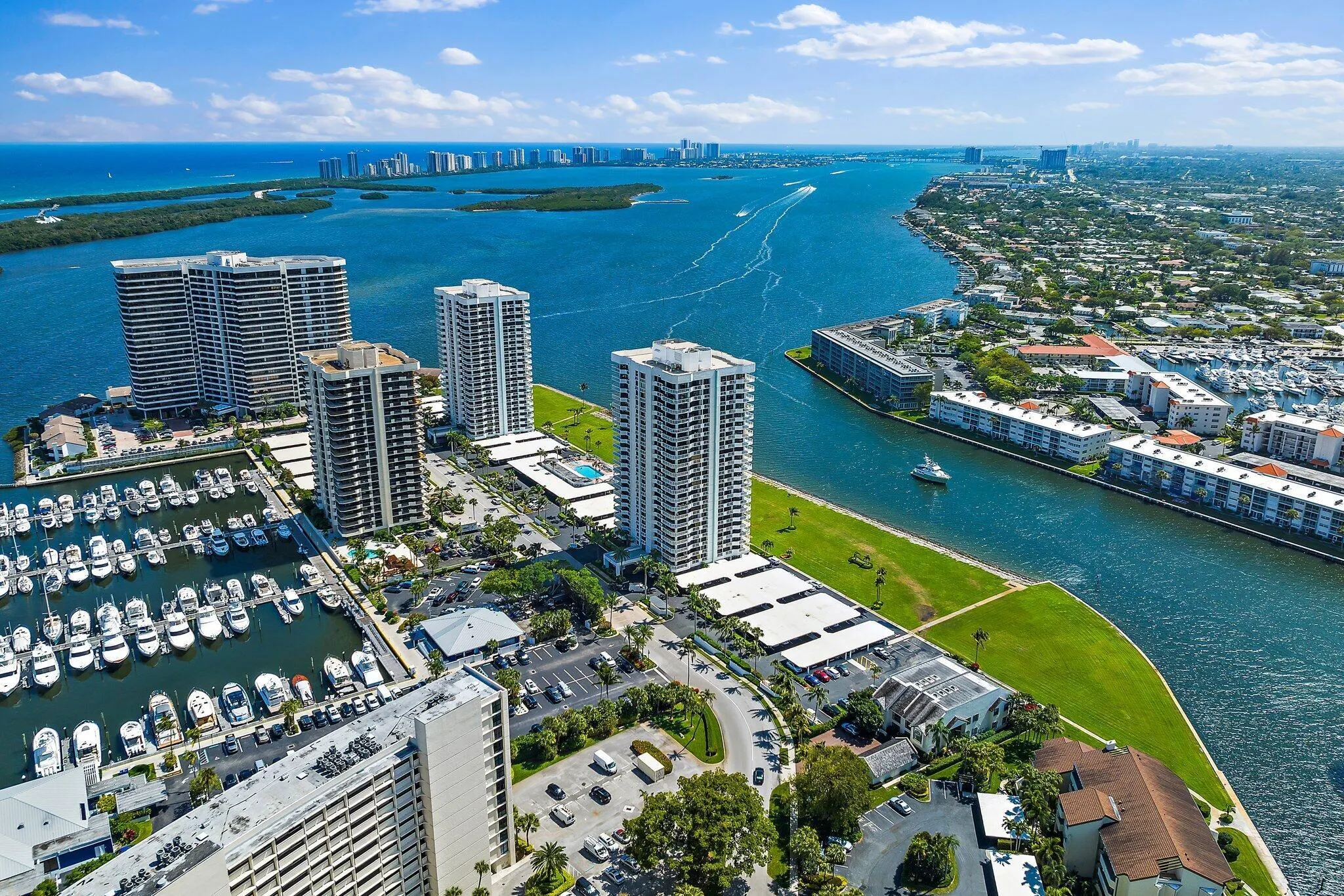 123 Lakeshore Drive, #143