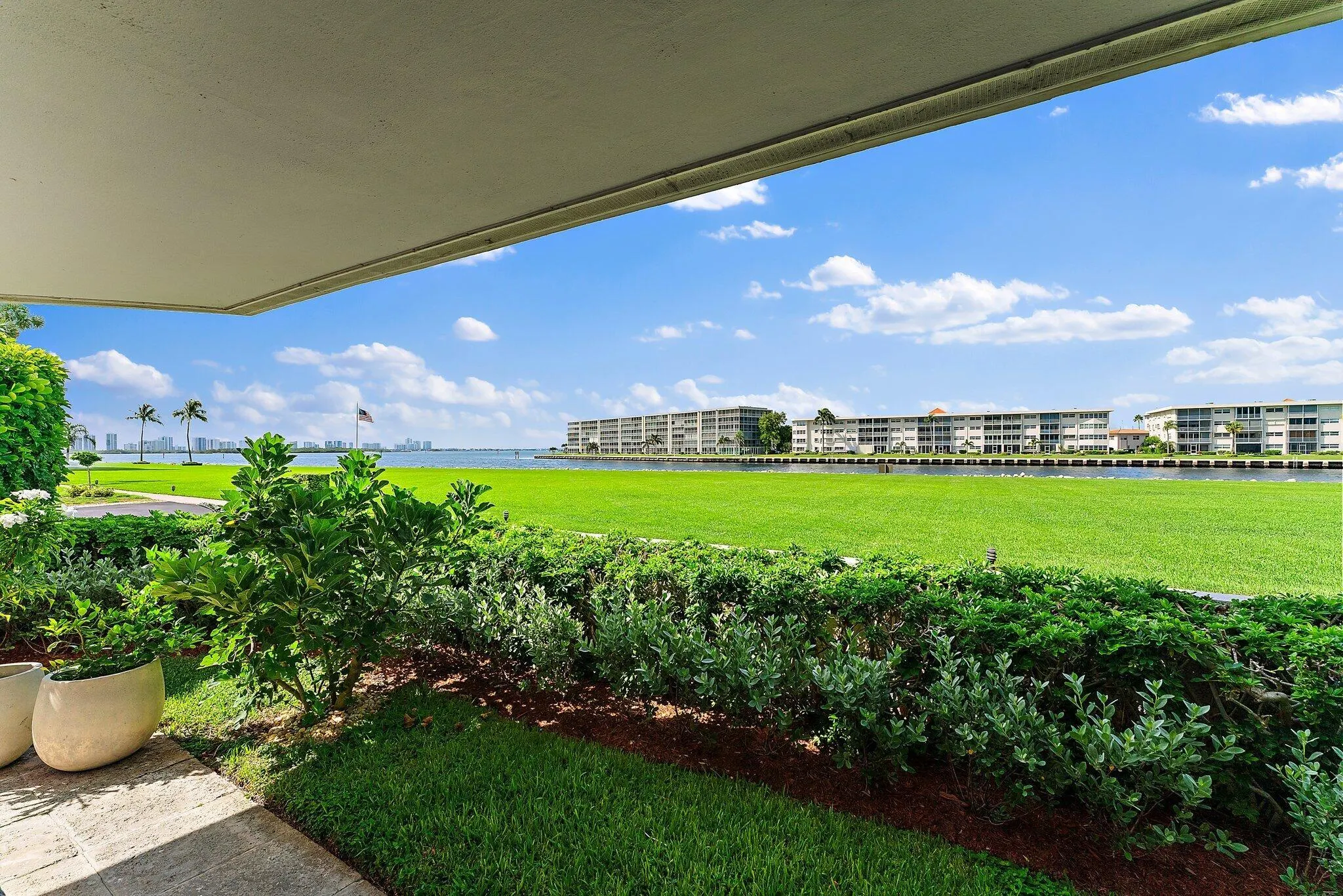 123 Lakeshore Drive, #143