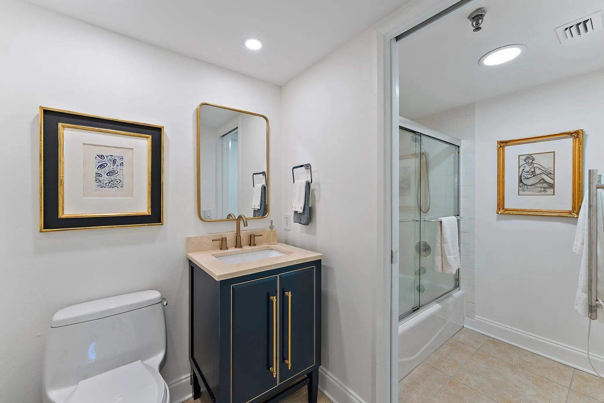 123 Lakeshore Drive, #143