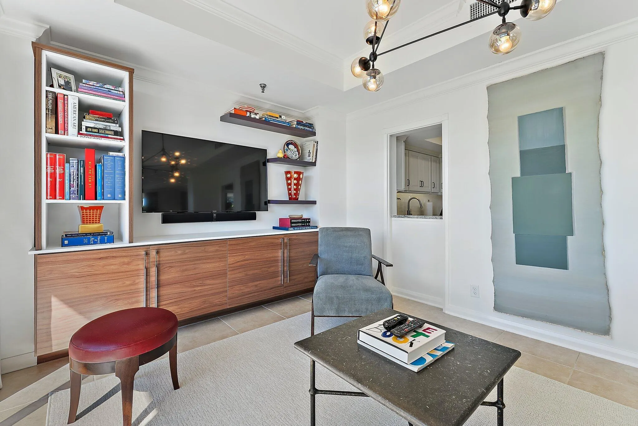 123 Lakeshore Drive, #143