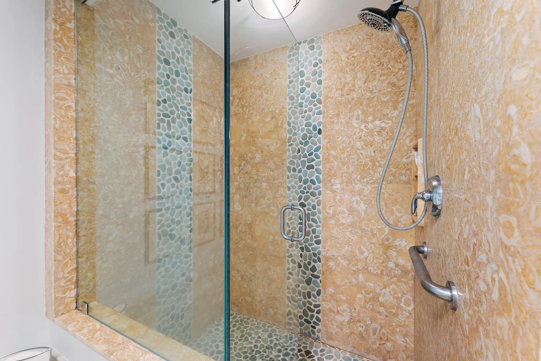 123 Lakeshore Drive, #143