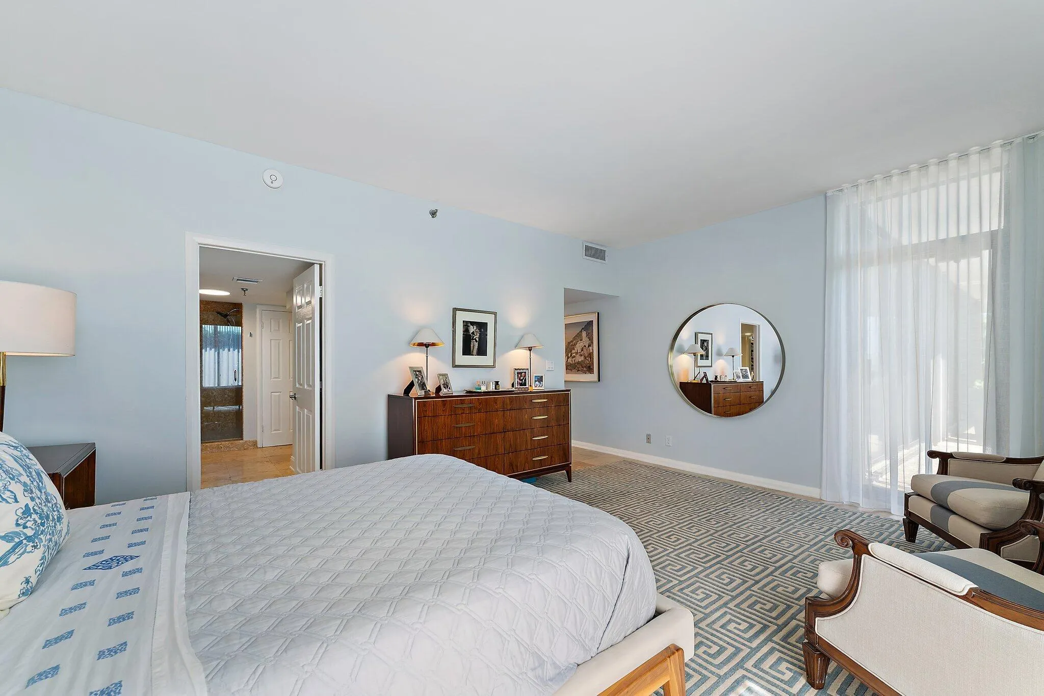 123 Lakeshore Drive, #143