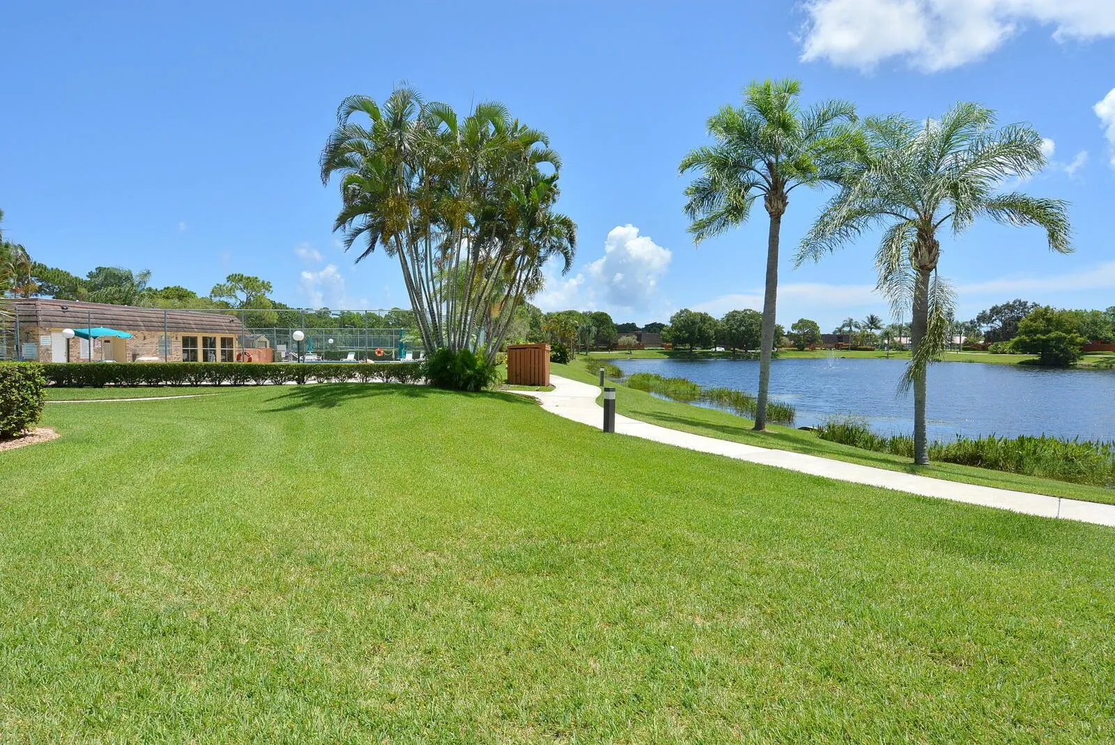 6143 SE Windsong Lane, #1025
