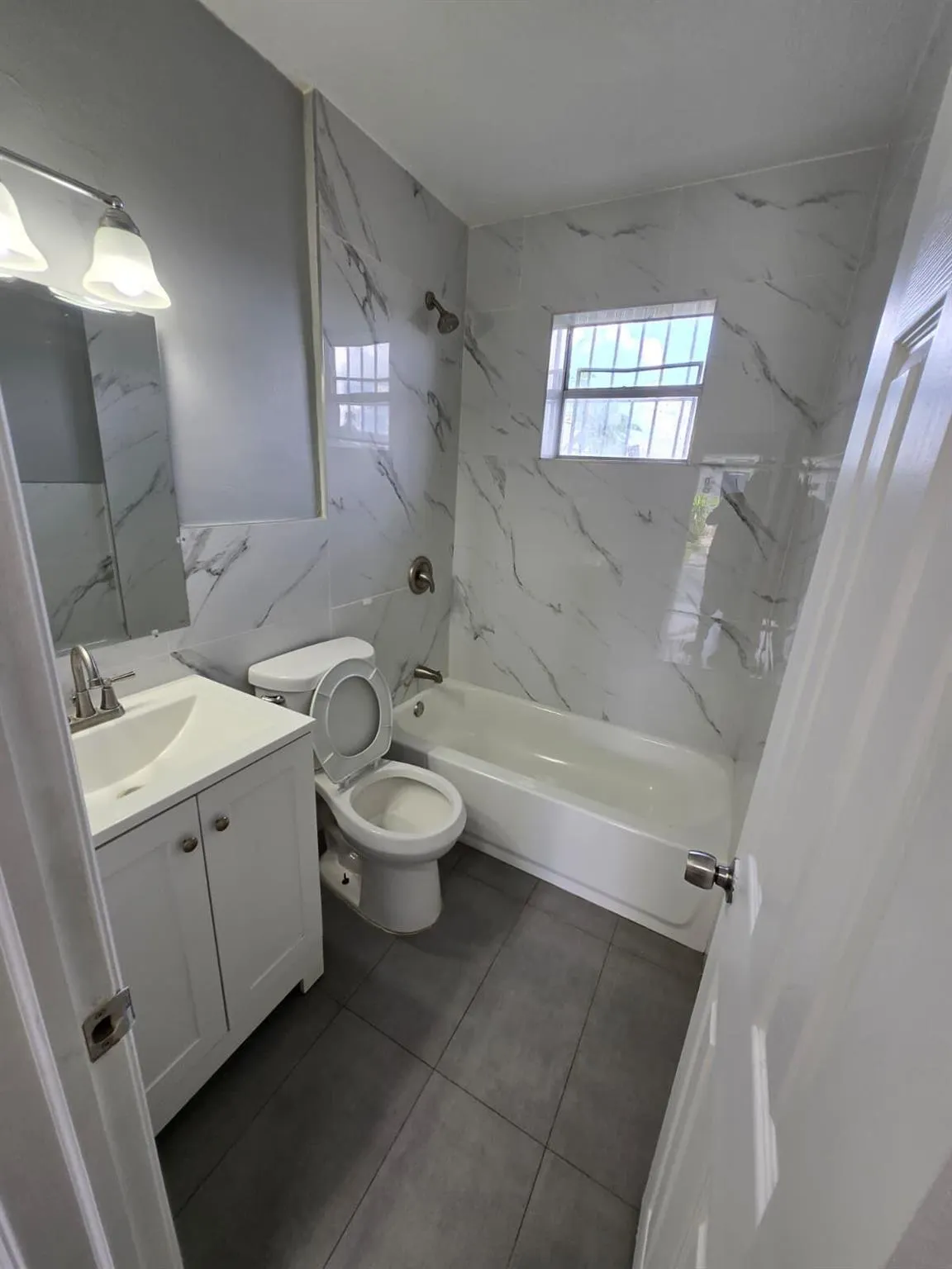 1015 SW 8th Street, #1