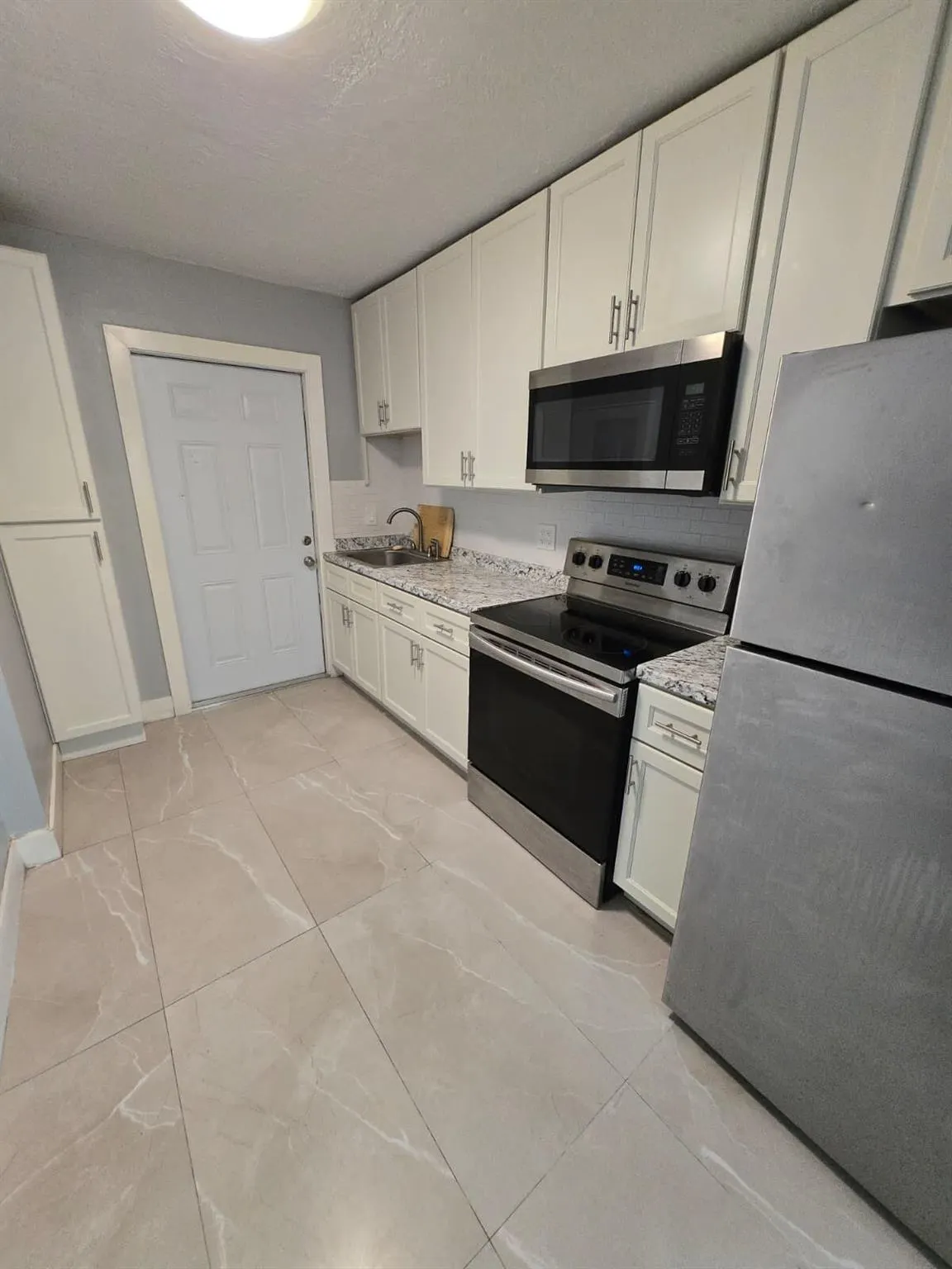 1015 SW 8th Street, #1