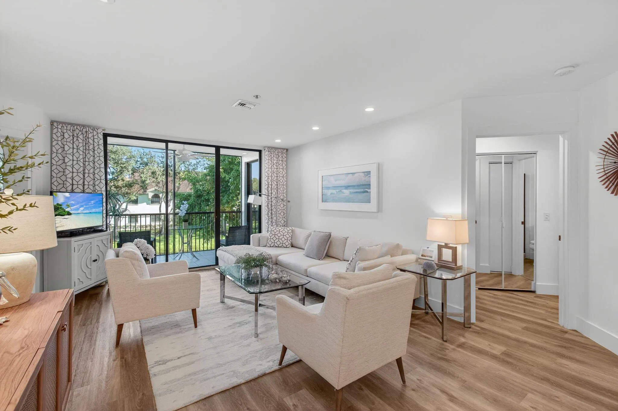 5153 Floria Drive, #L