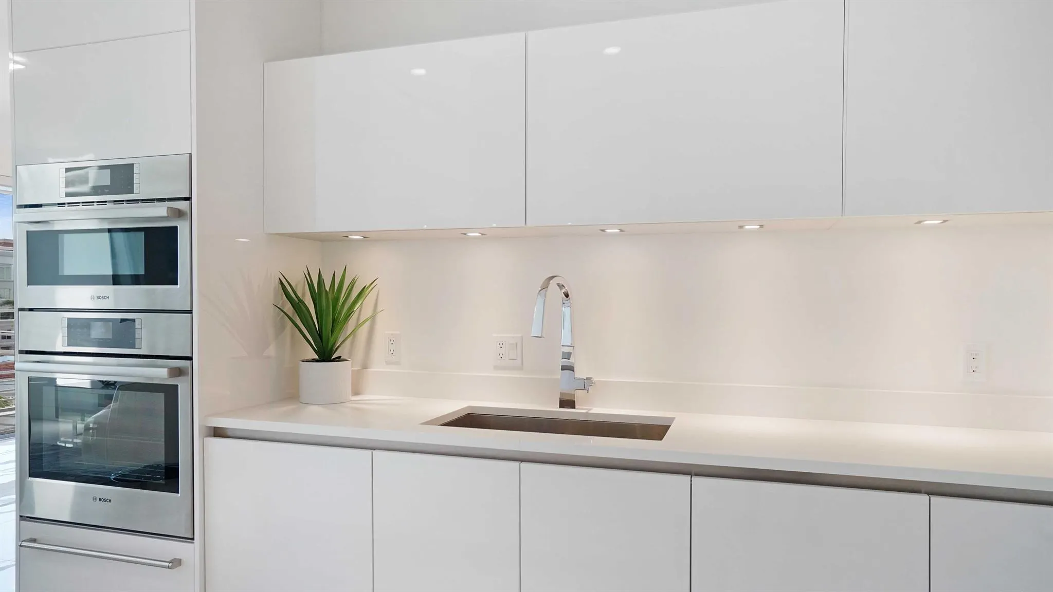 155 E Boca Raton Road, #501