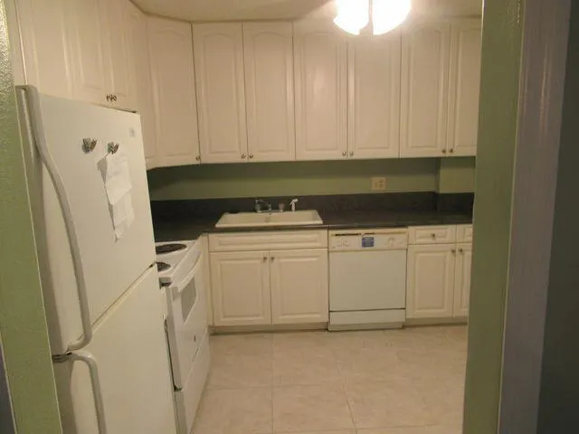 22735 SW 66th Avenue, #105