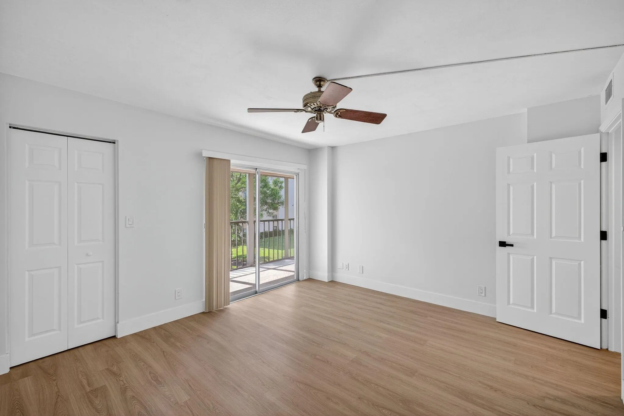 14375 Strathmore Lane, #303